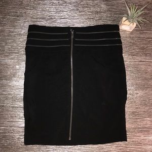 “Paper Tee” Black Zipper‎ Mini Skirt Sz S